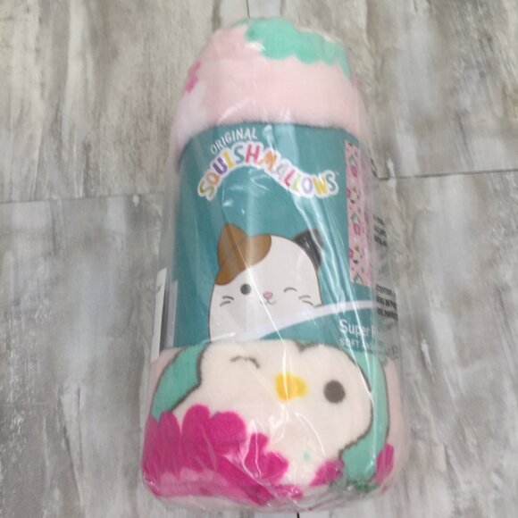 NEW Original Squishmallows "Sincerely Cam"  Super Plush Throw 46x60 - Picture 1 of 3